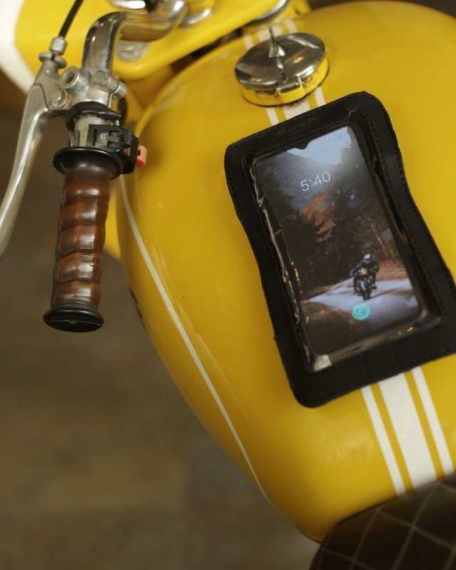 Trip Machine Magnetic Phone Pouch
